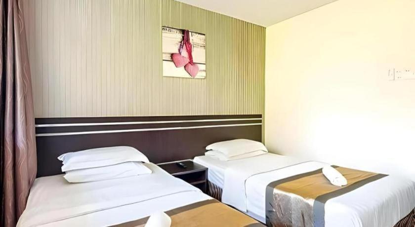 Goldenhill Hotel Kota Kinabalu Exteriör bild