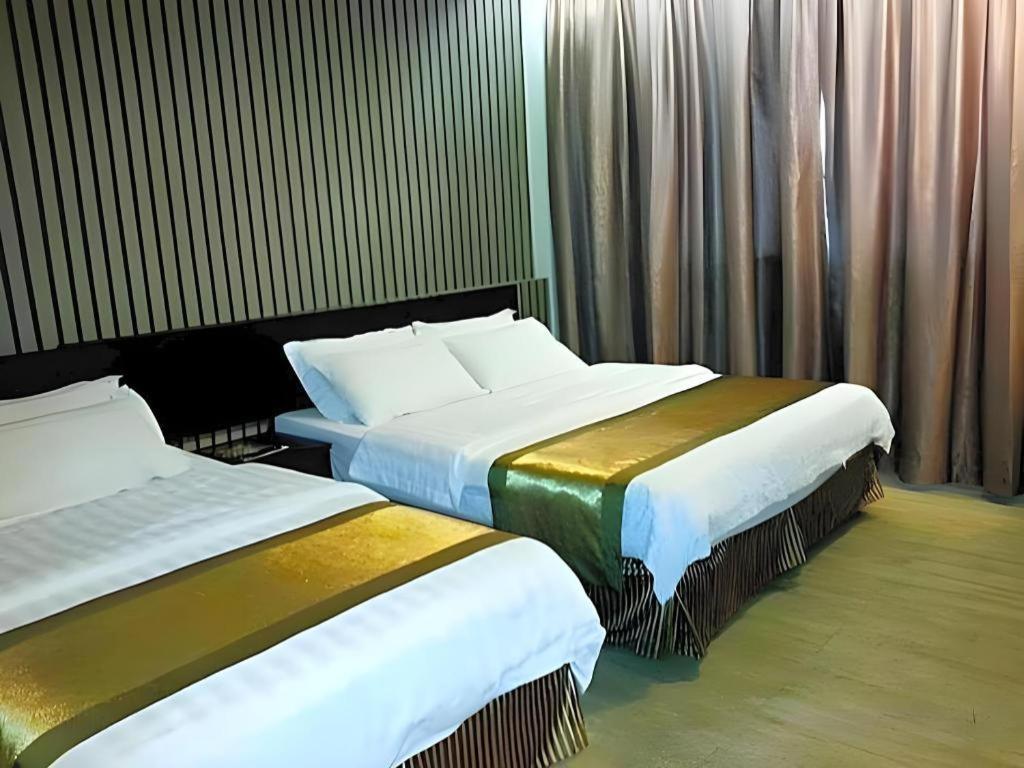 Goldenhill Hotel Kota Kinabalu Exteriör bild